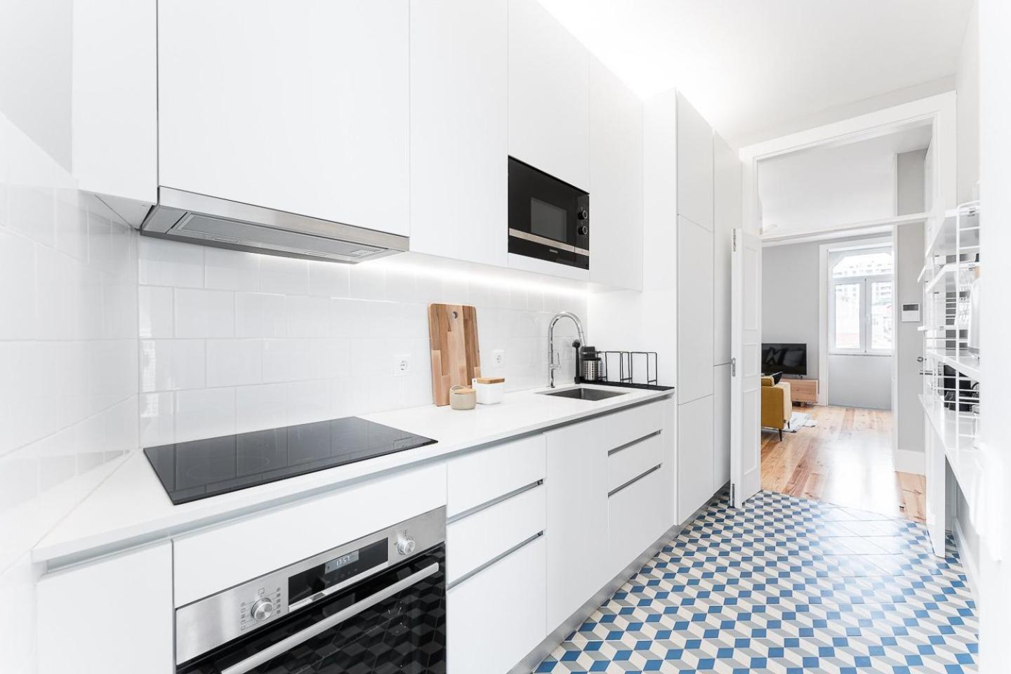 Guestready - Colorful Apt Near Agosto Station OOporto Extérieur photo