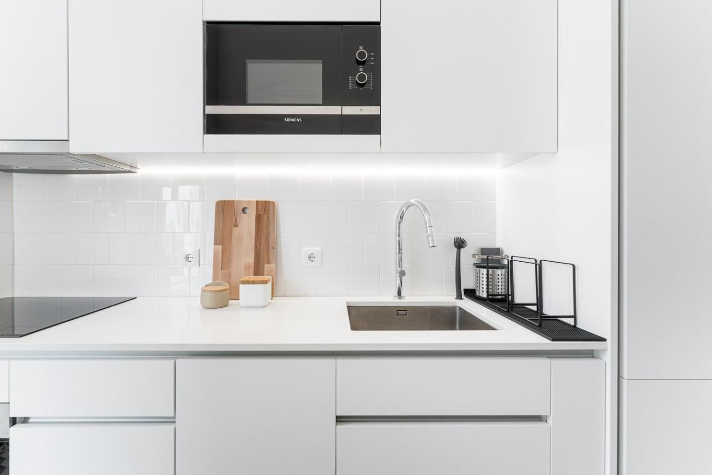Guestready - Colorful Apt Near Agosto Station OOporto Extérieur photo