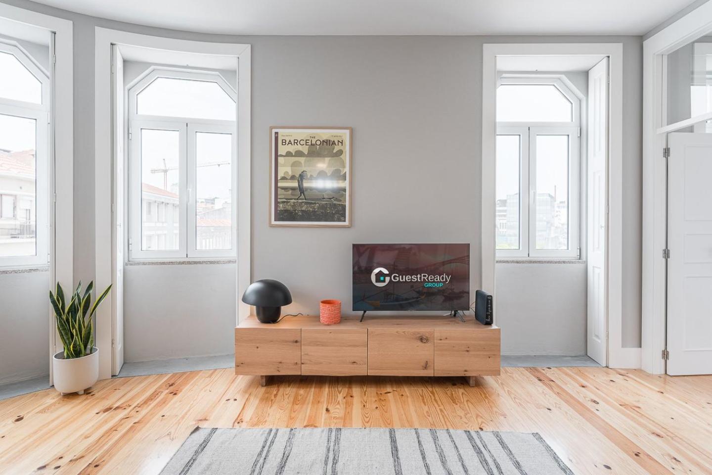 Guestready - Colorful Apt Near Agosto Station OOporto Extérieur photo